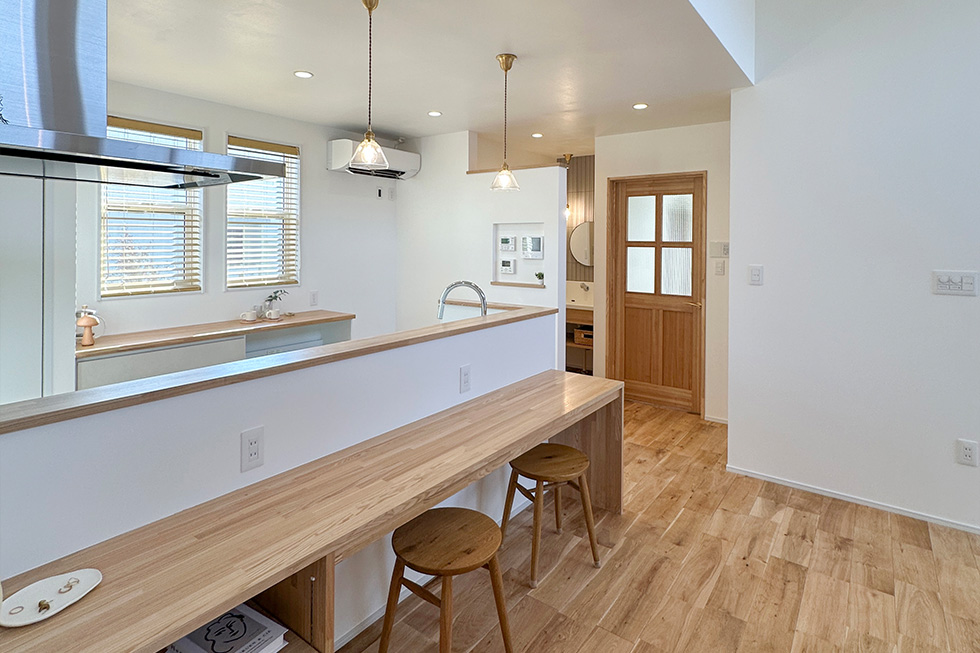 収納、動線、抜け感を組み合わせた 20 坪の平屋