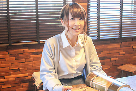 川合 菜月