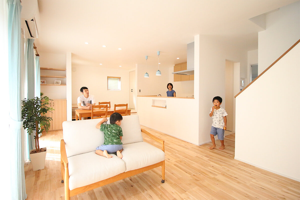 注文住宅レポート#146 御前崎市新野 “キッチンから笑顔が見渡せる” 北欧ナチュラルなお家
