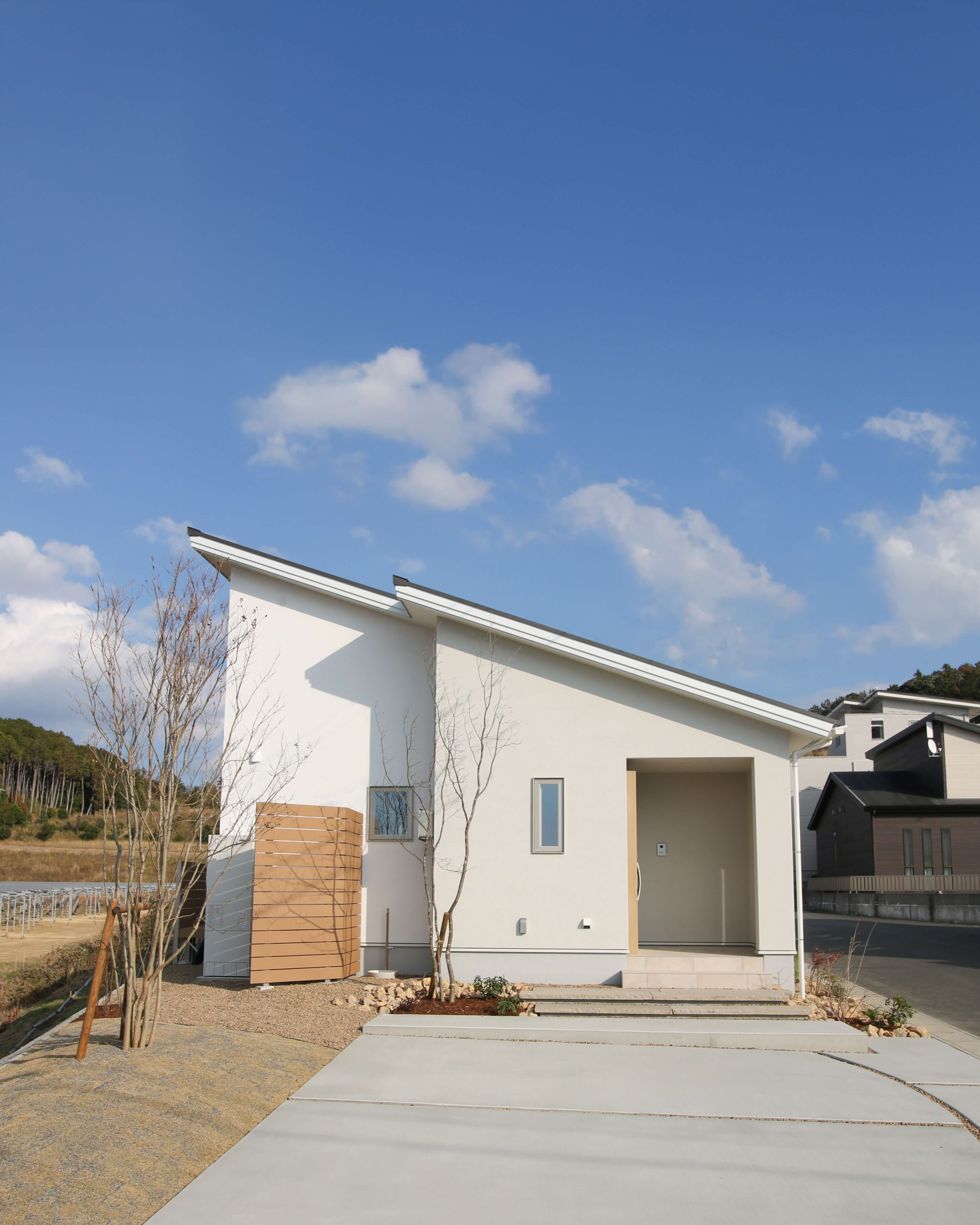 完成見学会 1月17日(土)18日(日) 掛川市上西郷 　“景色を楽しみながら暮らす” 「ロフト」があるコンパクト平屋