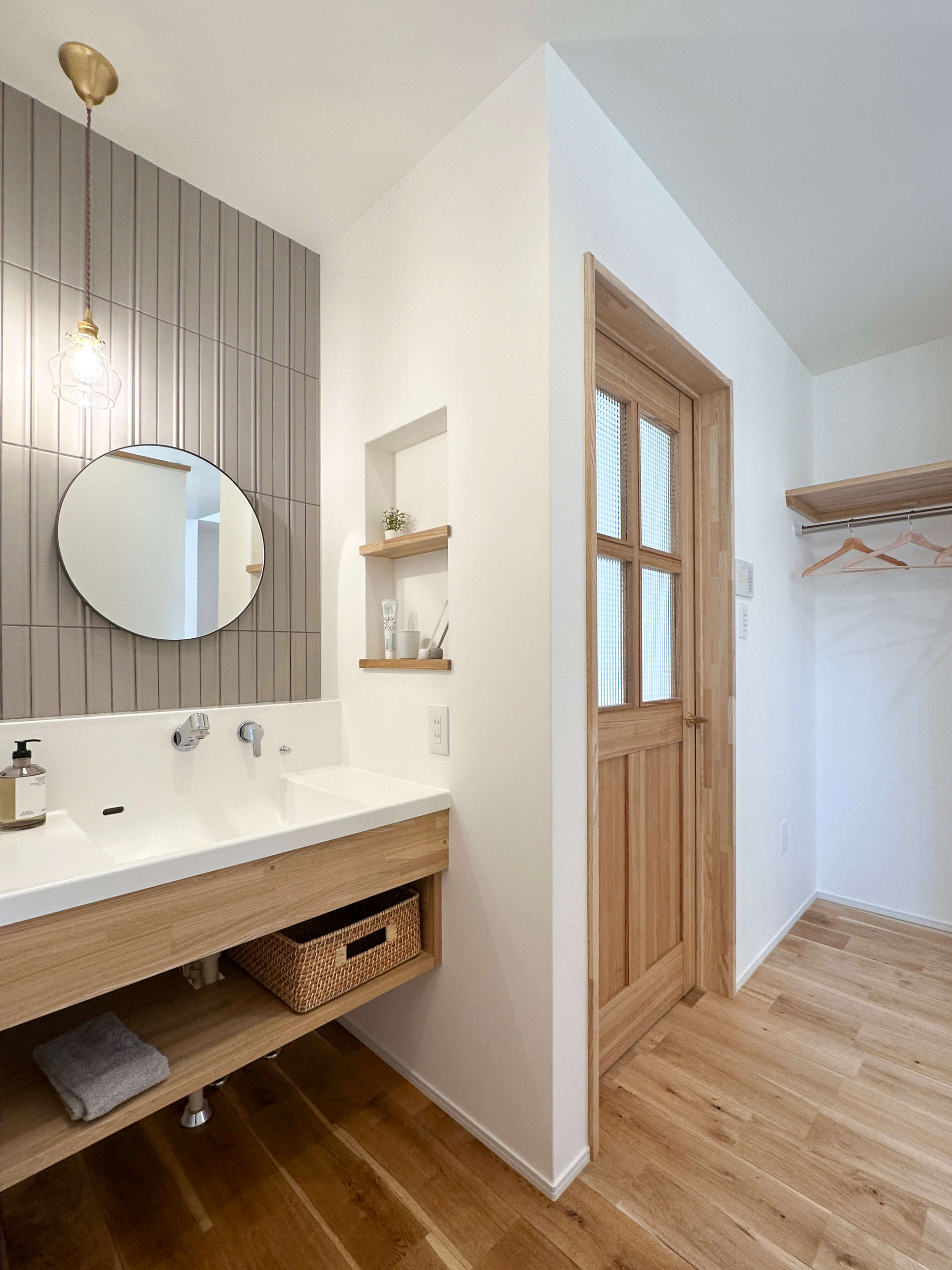 完成見学会 1月17日(土)18日(日) 掛川市上西郷 　“景色を楽しみながら暮らす” 「ロフト」があるコンパクト平屋