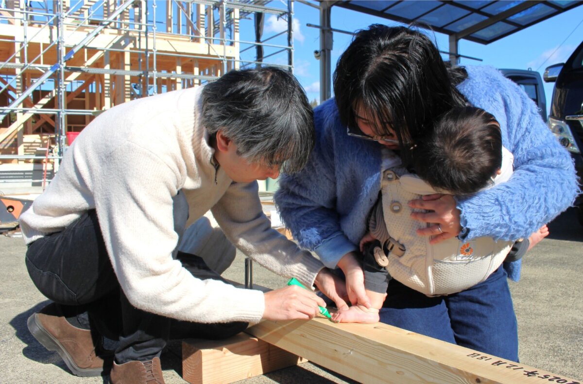 記念の足型＊ 【掛川市岡津K様邸上棟】